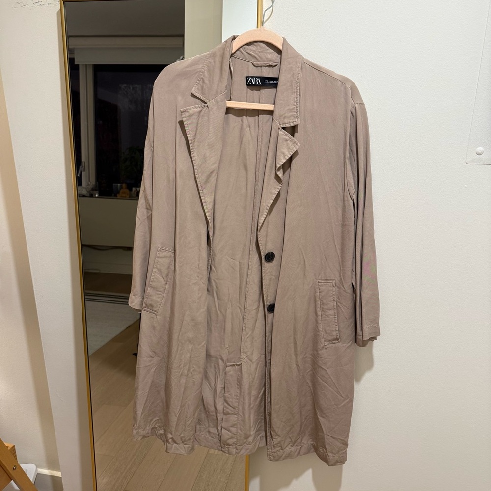 Zara Women's Beige Trench coat